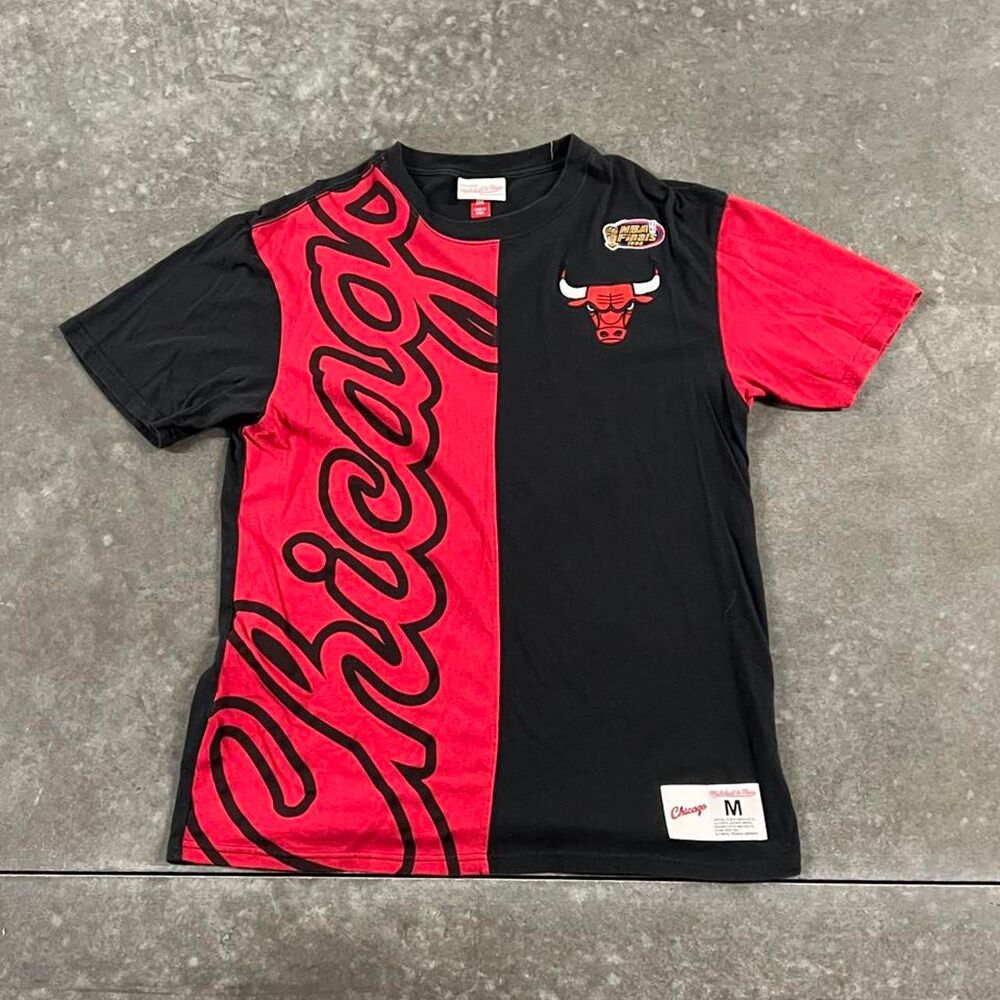 Mitchell & Ness Chicago Bulls 1996 NBA Finals Colorblock T Shirt Medium